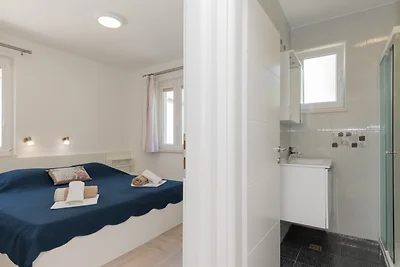 Holiday Home VIKK in Makarska by Villas Guide