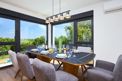 Villa M.I.L.A. by Villas Guide