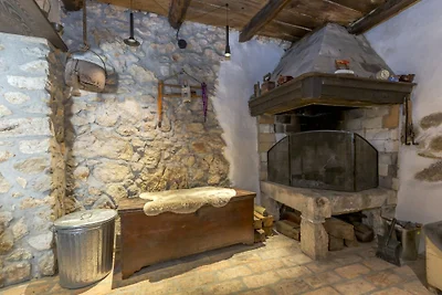 Villa Hidden world with pool by Villas Guide