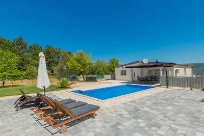 Villa Sanda - Makarska by Villas Guide