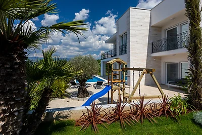 Villa Zarra by Villas Guide