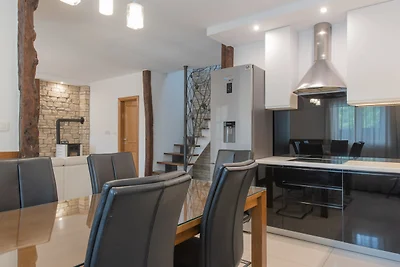 Villa Old House - Makarska by Villas Guide