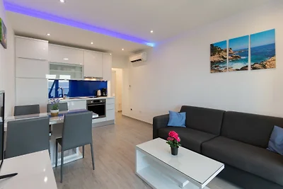 Apartman Mia 4 - Omiš by Villas Guide