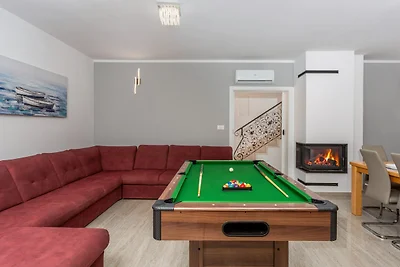 Holiday home Villa Vrbnik by Villas guide