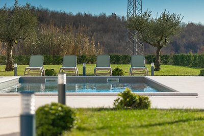 Beautiful villa Jurasi with outdoor pool in...