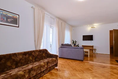 Apartment Mediera sea view 2 by Villas Guide