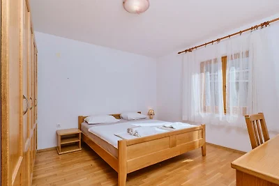 Apartment Mediera sea view 3 by Villas Guide