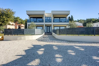 Apartment Adria 3 by Villas Guide