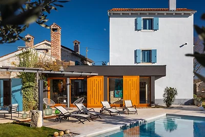 Villa Maxima Agri by Villas Guide