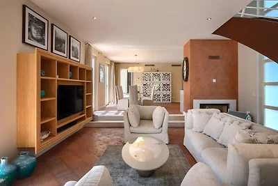 Villa Rafaelle by Villas Guide