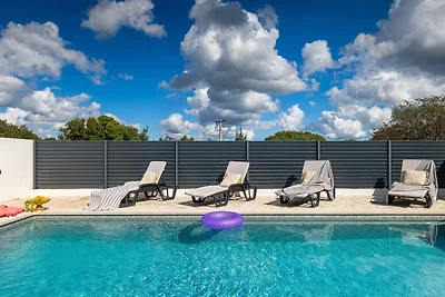 Villa 4M by Villas Guide