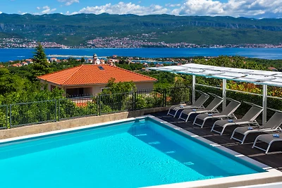 Vila Oleander - Malinska by Villas Guide