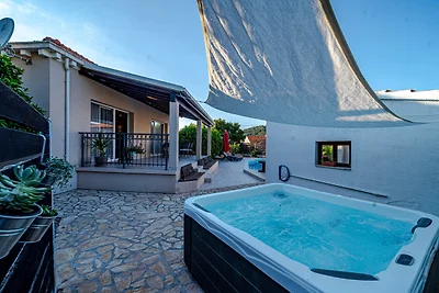 MAB Sweet Home By Villas Guide