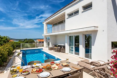 Casa Mariposa by Villas Guide