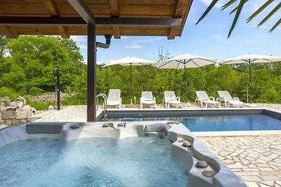 House Hlaj Opatija by Villas Guide