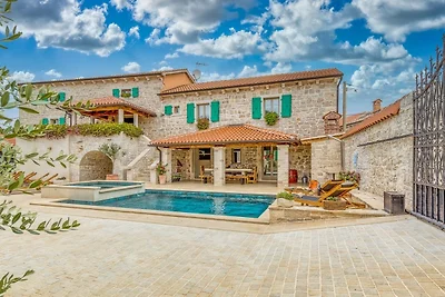 Villa Kata by Villas Guide