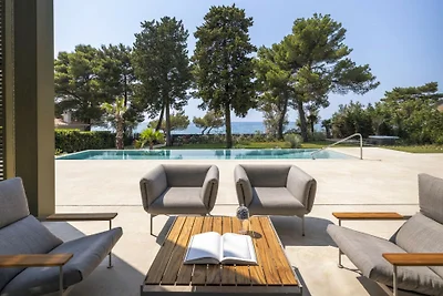Pical Beach House by Villas Guide