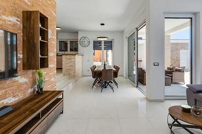 Villa Kate - Zadar by Villas Guide