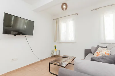 Holiday Home VIKK in Makarska by Villas Guide