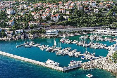 Apartman Vesna beachfront by Villas Guide