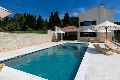 Villa Mikic by Villas Guide