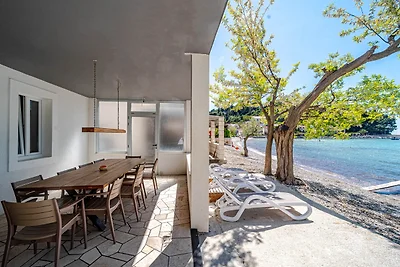 Villa Estera by Villas Guide
