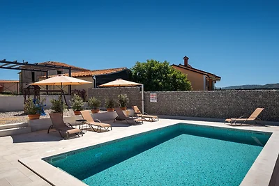 Casa Nona Anica by Villas Guide