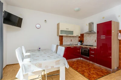 Charm Apartment by Villas Guide