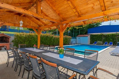 Villa Elena - Makarska by Villas Guide