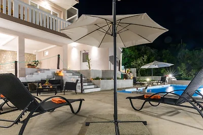 Apartment Zelenika Villa by Villas Guide