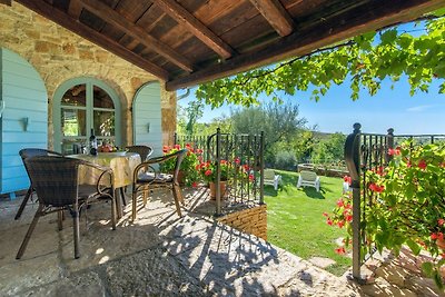 Rustic Villa Giselle with pool in Vizinada