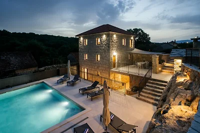 Villa Mila - Makarska by Villas Guide