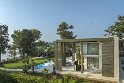 Pical Beach House by Villas Guide