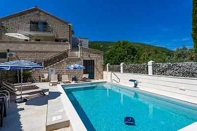 Apartment Azzurro 2 by Villas Guide