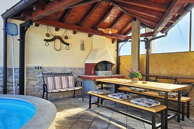 Beautiful Casa Milena with pool in Visnjan