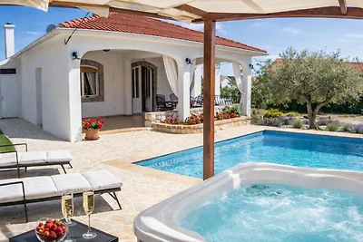 Villa Lara - Rab by Villas Guide