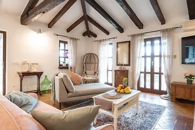 Villa Aryana by Villas Guide