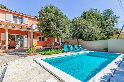 Villa Ella by Villas Gudie