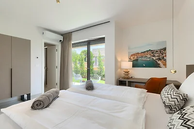 Villa Rosallianne by Villas Guide