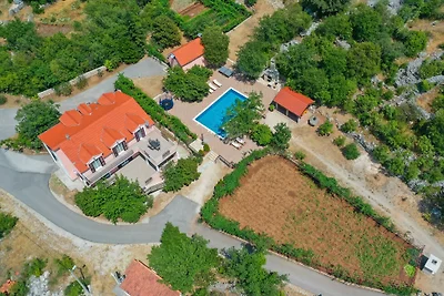 Villa Stipe - Makarska by Villas Guide