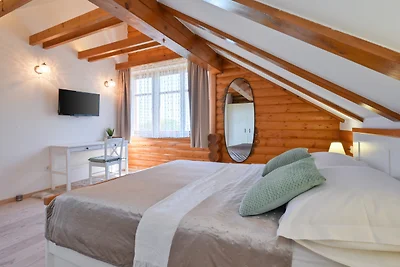 Villa Pine Log by Villas Guide