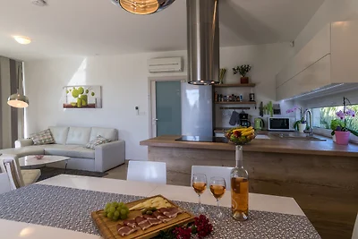 Villa Viviana by Villas Guide