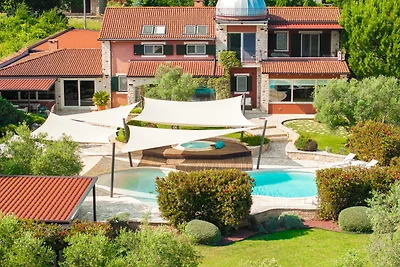 Villa Omo by Villas Guide