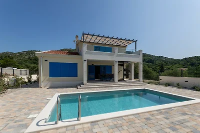 Villa Olea by Villas Guide