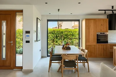 Villa Vallis by Villas Guide