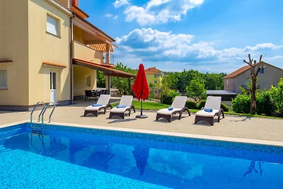 Villa Wally with outdoor pool by Villas Guide