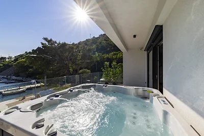 Villa Palazzo Maestral beachfront by Villas...