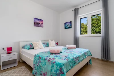 Holiday home Silvija by Villas Guide