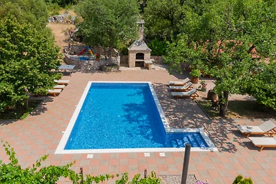 Villa Stipe - Makarska by Villas Guide