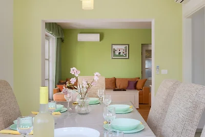 Villa Lavanda by Villas Guide